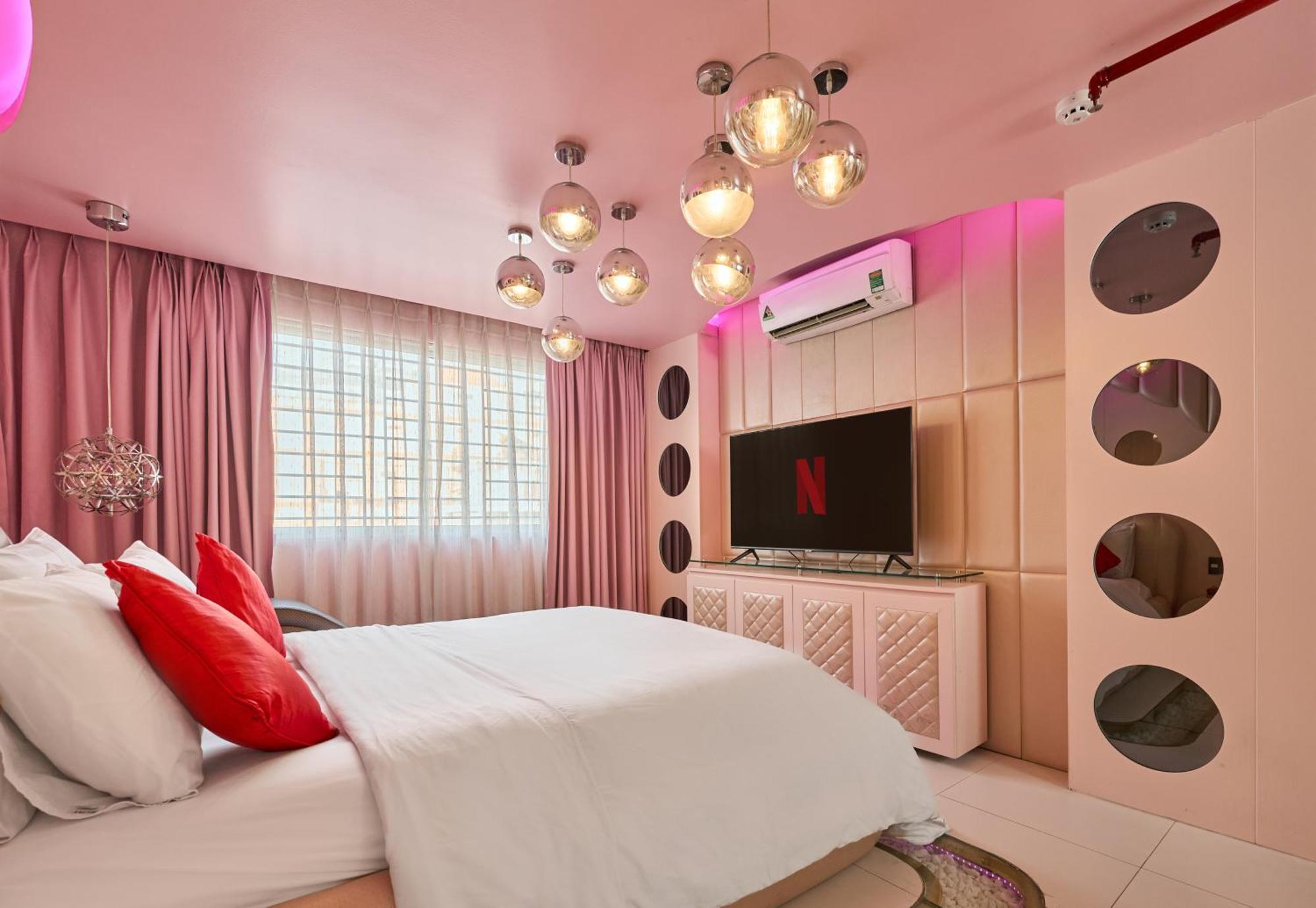 Hotel Secret Gar-den Ben Thanh