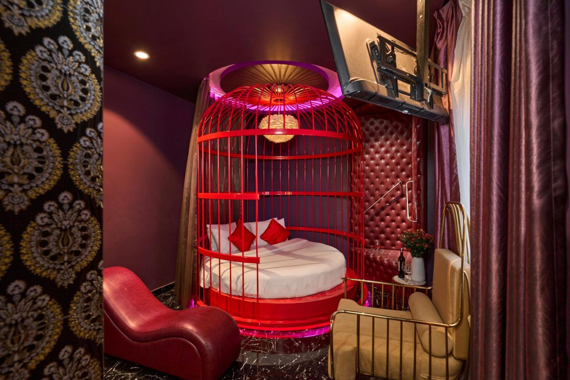 Secret Gar-den Ben Thanh Hotel Ho Chi Minh City