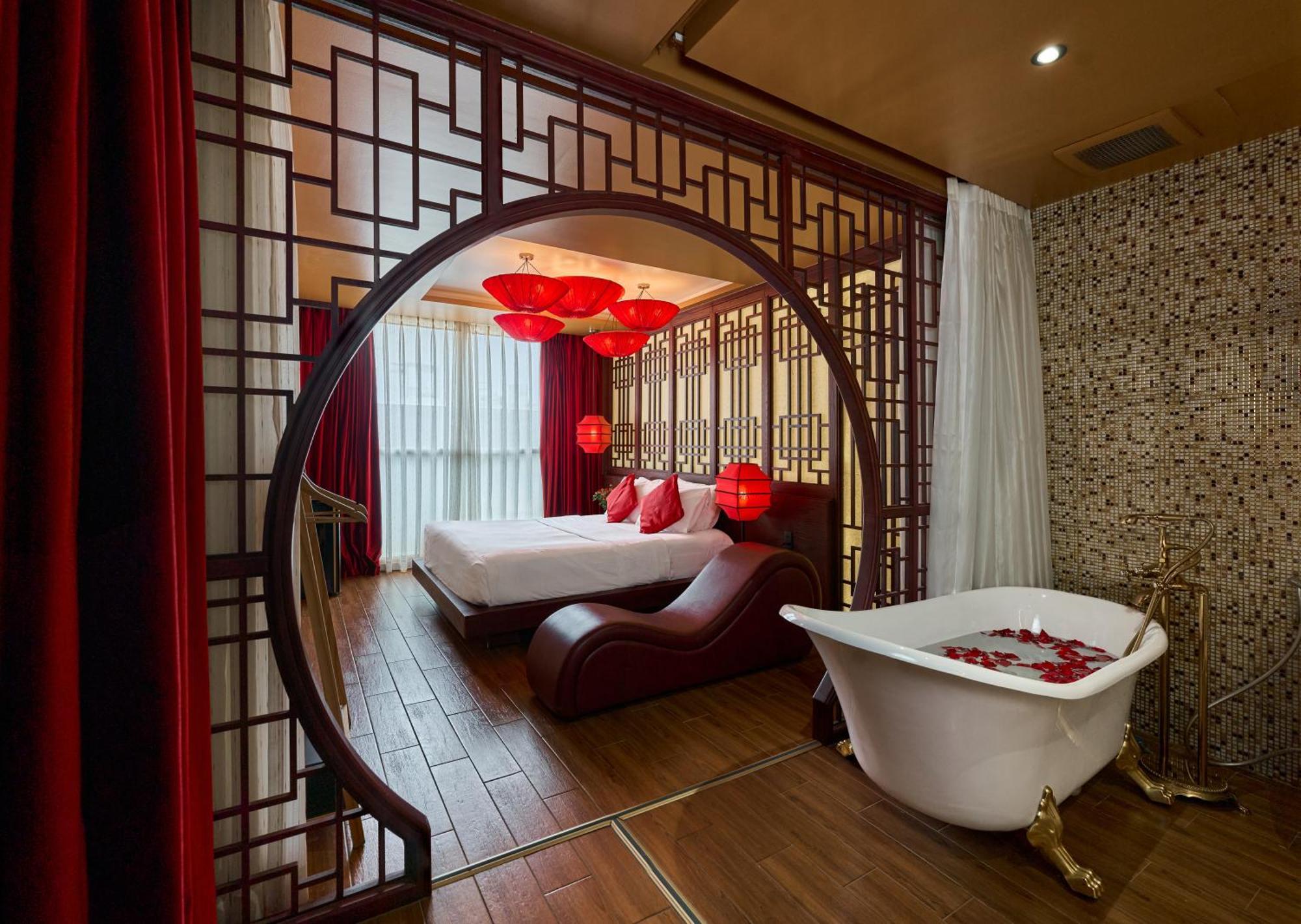 Secret Gar-den Ben Thanh Hotel Ho Chi Minh City