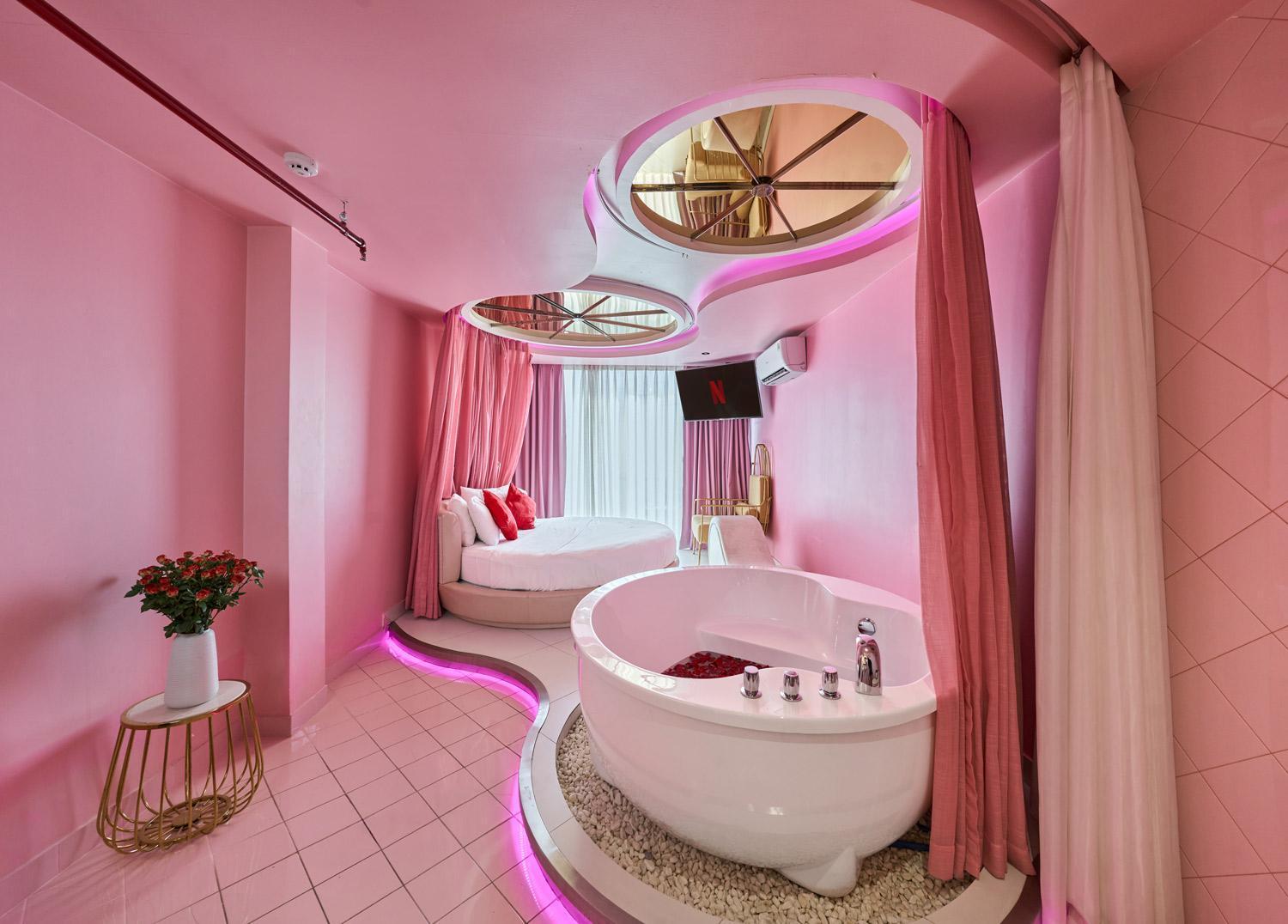 Secret Gar-den Ben Thanh Hotel